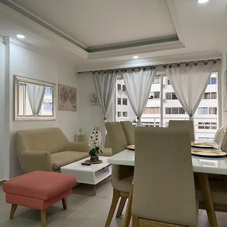 Hermoso Disfrutar En Familia Tiene Acceso Directo A La Playa Apartamento *