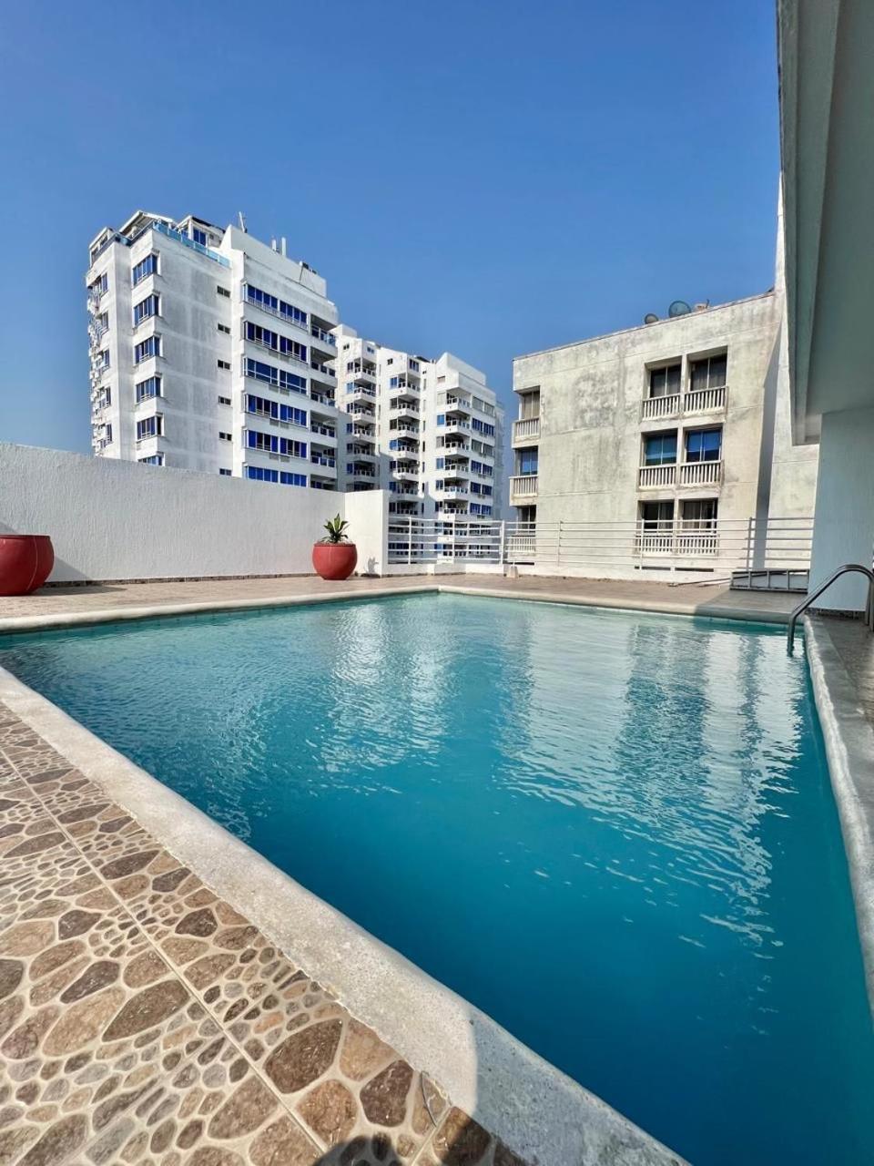 Hermoso Disfrutar En Familia Tiene Acceso Directo A La Playa Apartamento *