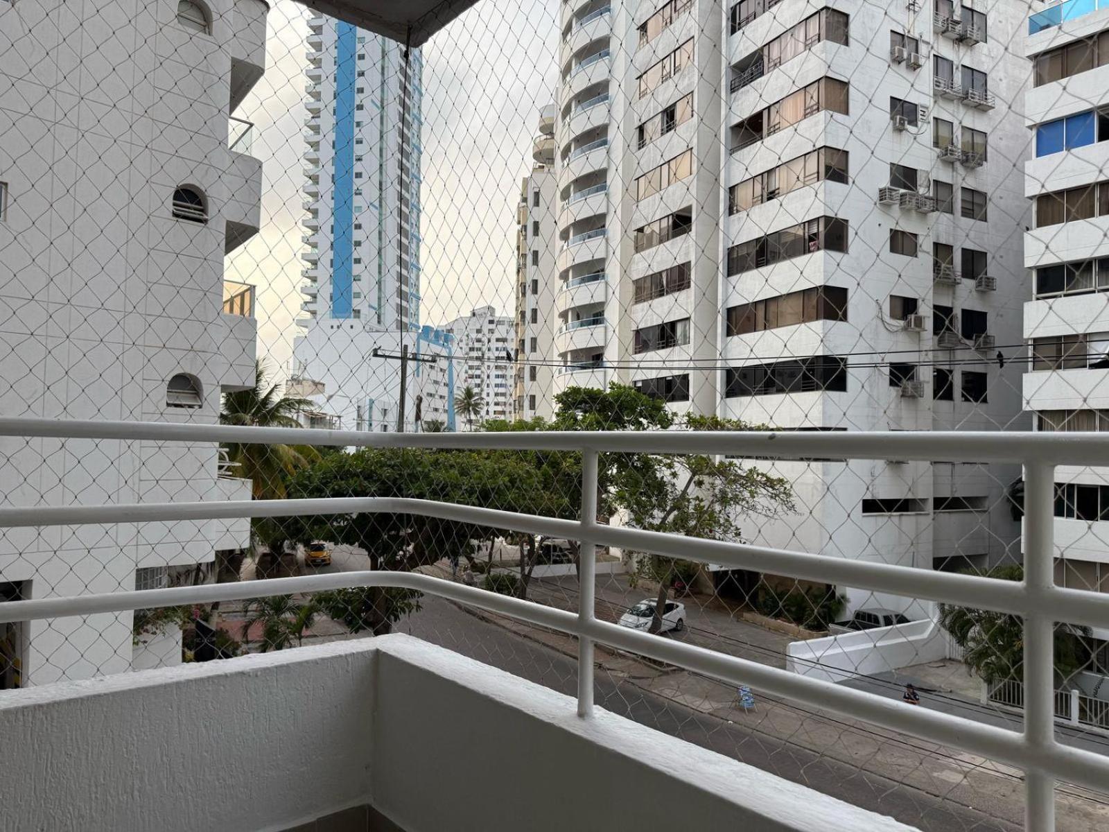 Hermoso Disfrutar En Familia Tiene Acceso Directo A La Playa Apartamento *